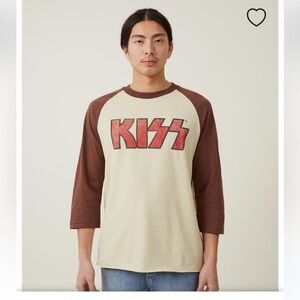 Cotton On License Quarter Sleeve Raglan T-Shirt